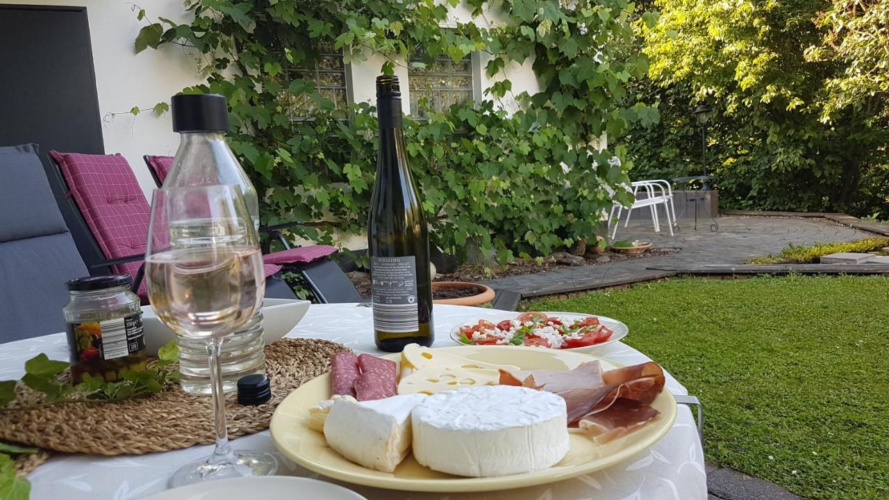 Appartamento Haus Sonnenschein Wiltingen Esterno foto